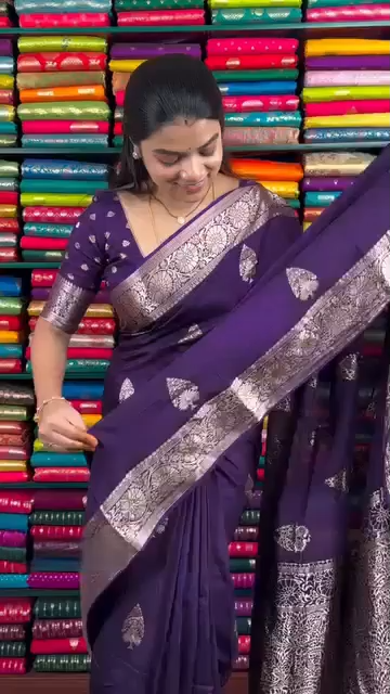 Leaf Pattern Silk Saree