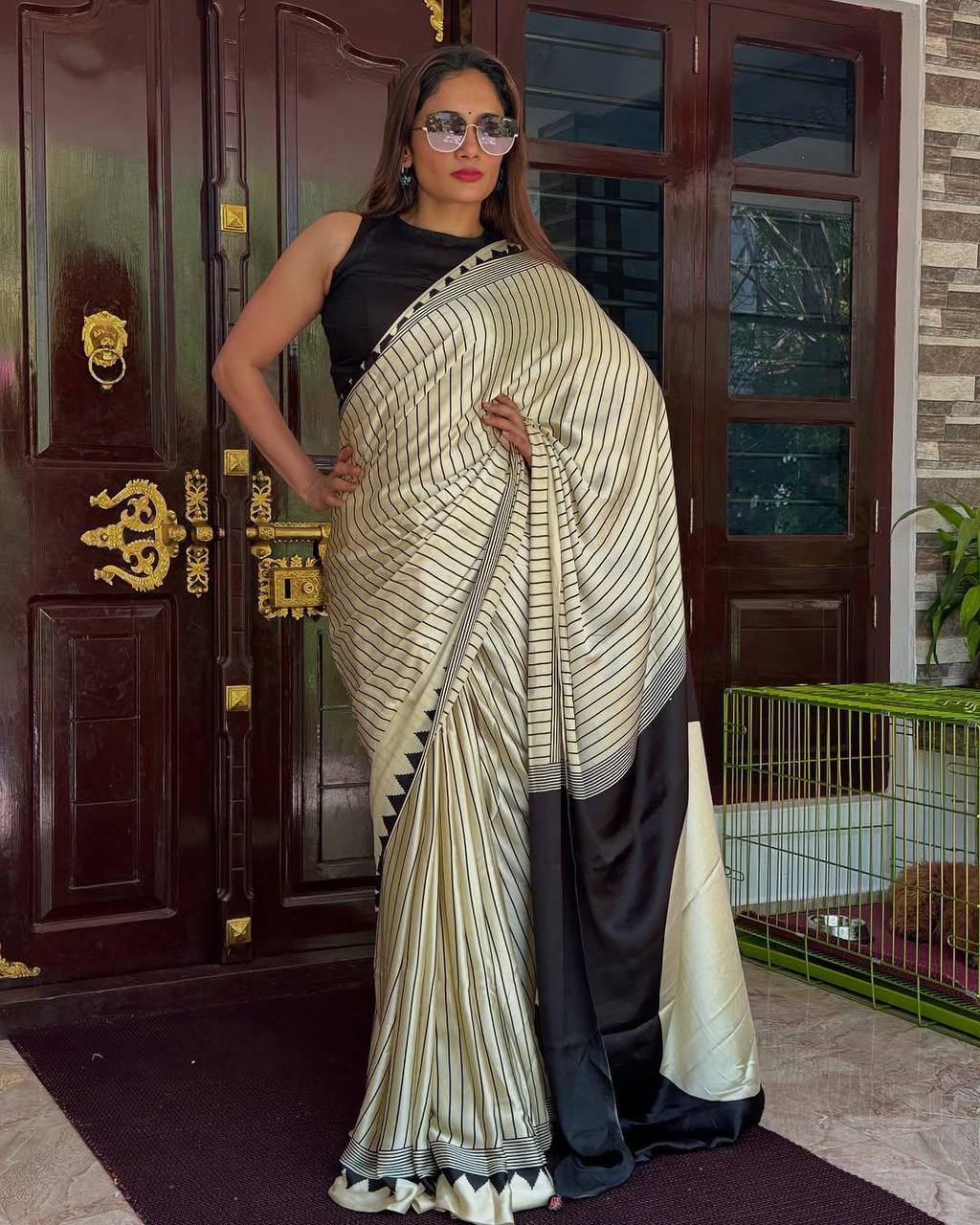 FM-Elegance Black Silk Saree