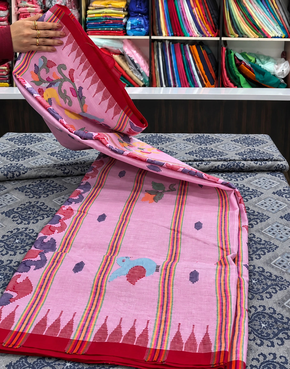 Nillaavari Cotton Silk Saree