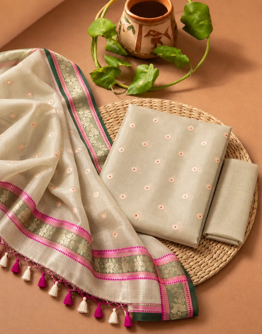 Pista Weave Zari Suit Set