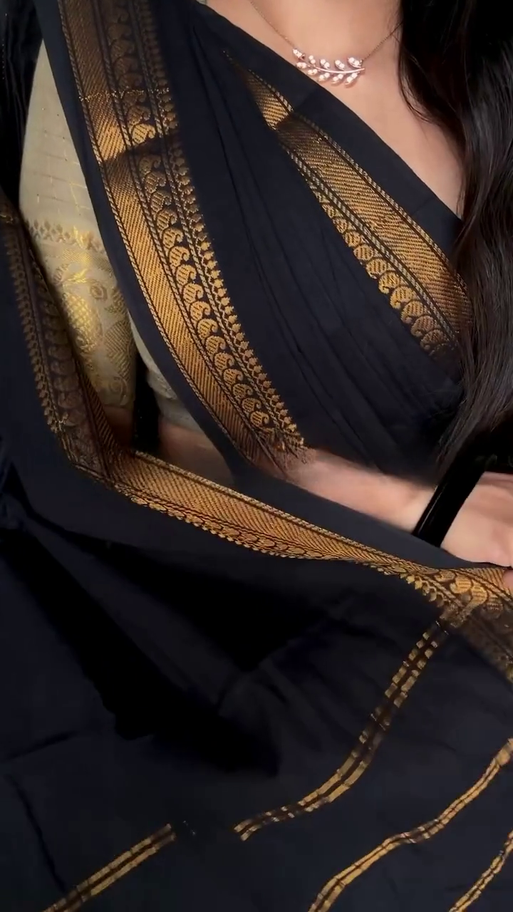 Plain Sungudy Sarees