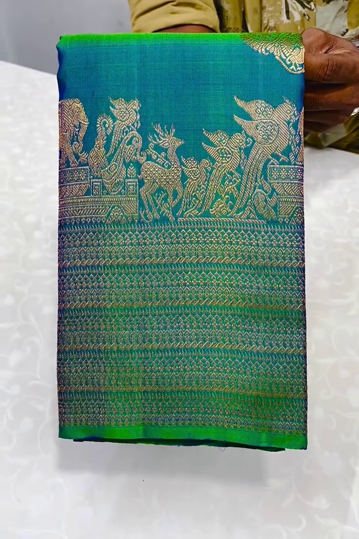 Manohari Kanchipuram bridal Silk Saree